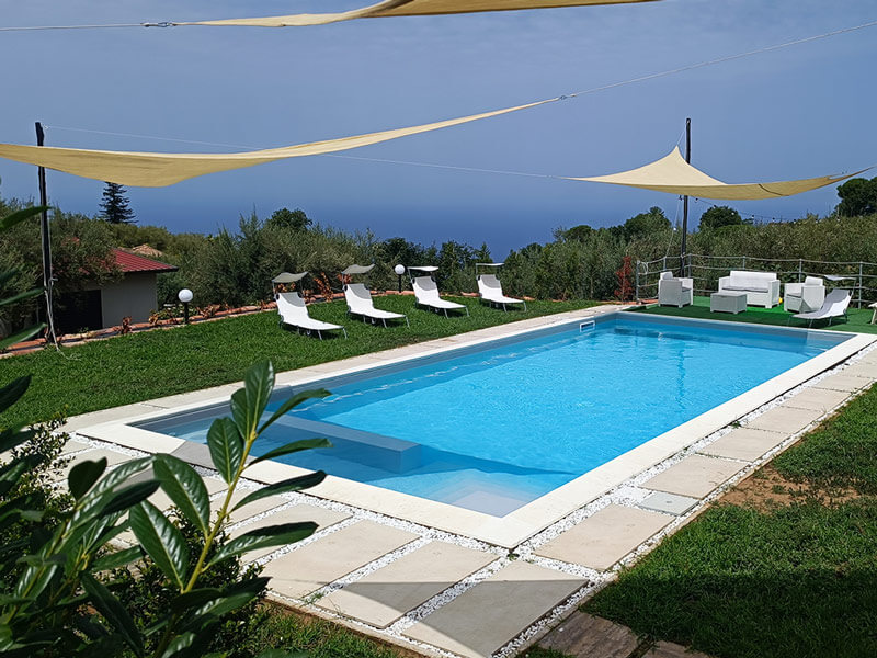 piscina_casa_vacanze_capo_d_orlando_nino_petrelli (1)